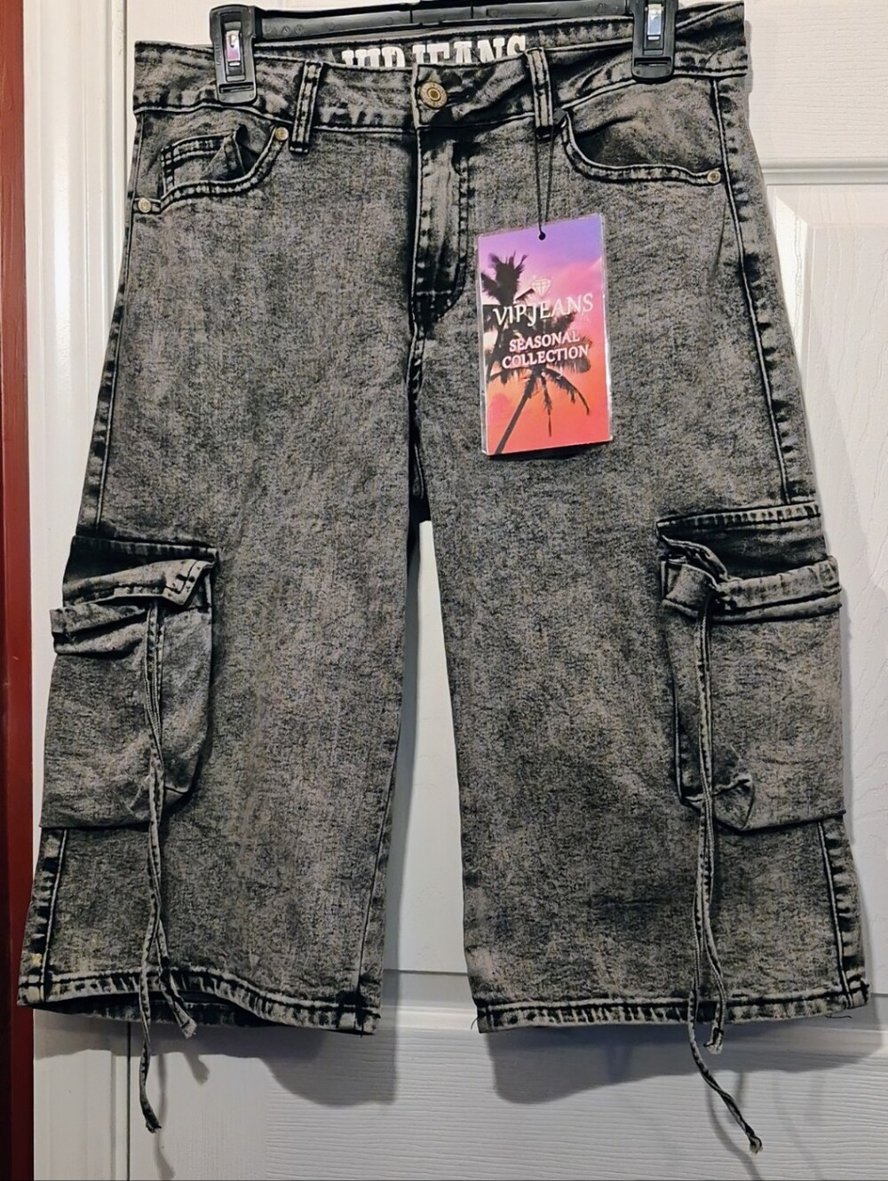 NWT VIP Jeans Grey Acid Wash Cargo Shorts Size 7/28 - Sold Out Y2K Jorts